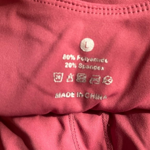 Double layer sports bra - Picture 3 of 5